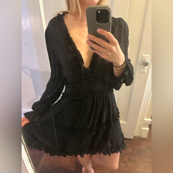 Cute black dress - Picture 3 of 3